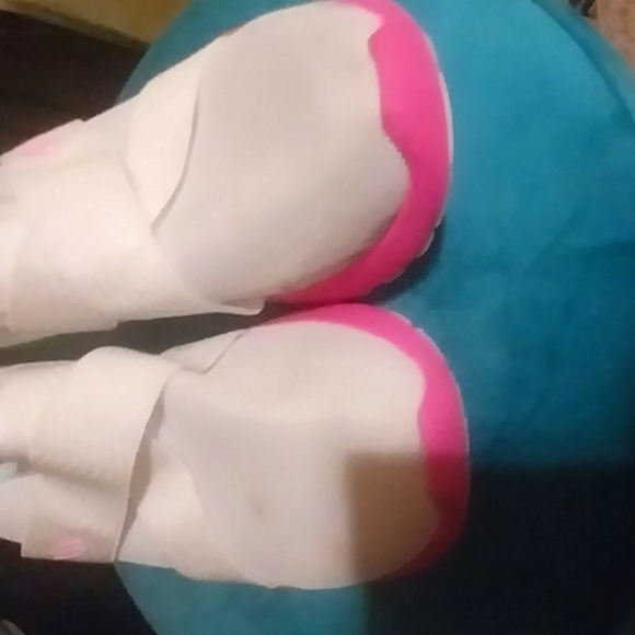 Skechers women's shoes - Picture 3 of 4